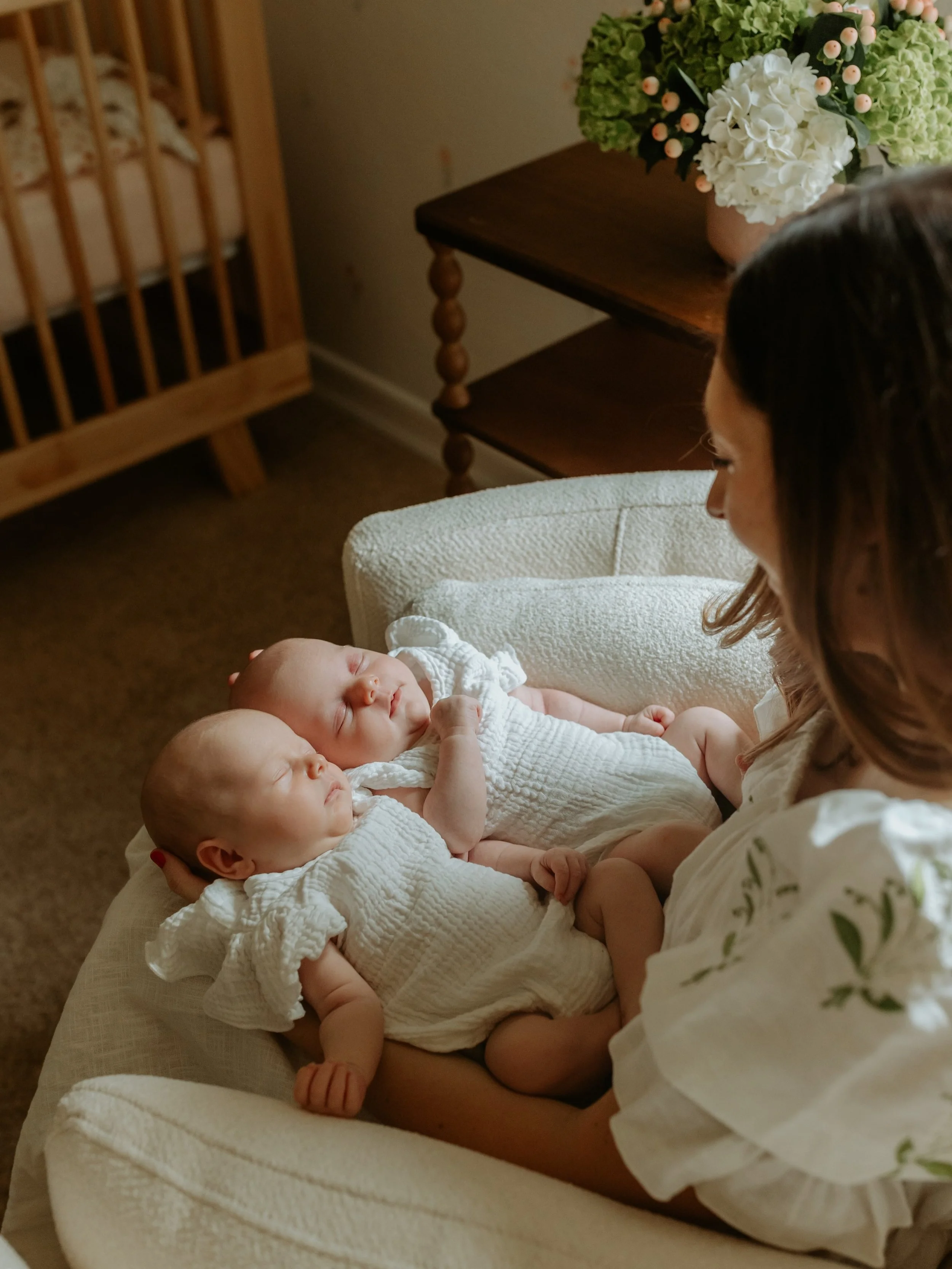 The sweetest twinsies and the sweetest family 🤍

#sandiegophotographer #sandiegolifestylephotographer #sandiegofamilyphotographer #sandiegonewbornphotographer