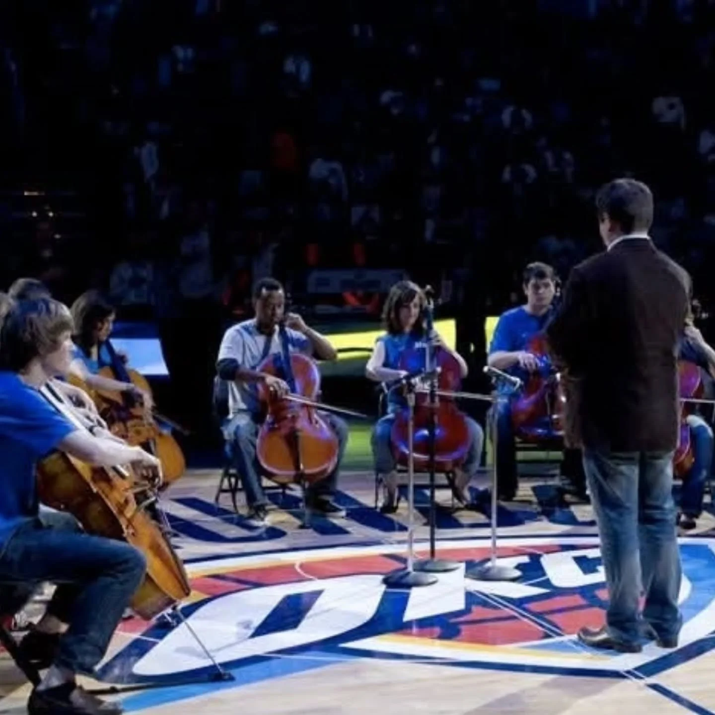 Great mems playing the National anthem at @okcthunder ! 🏀🎻

Incredible experience, and the players are 2 feet taller in person! 👏