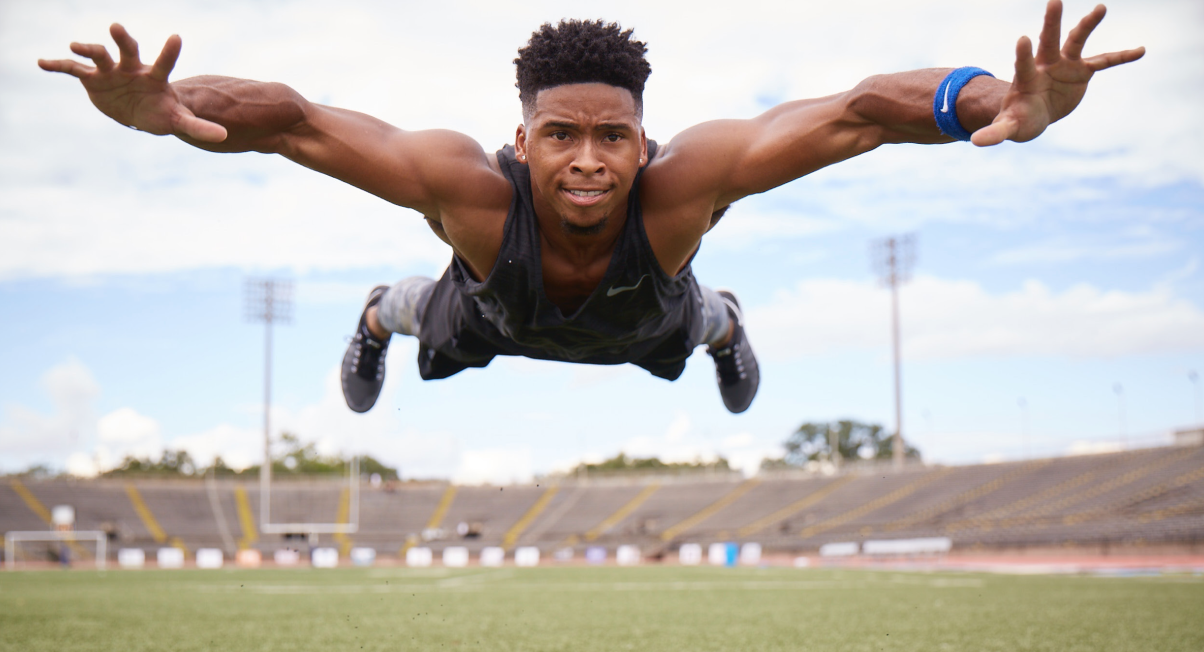  Photographer: Charles Gullung 