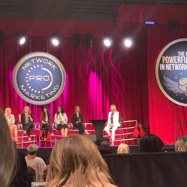 Amazing event &amp; training to attend &amp; learn from the most powerful women in the 🌎 🙌🏻
&bull;
I&rsquo;m enjoying the &ldquo;Momprenuer&rsquo;s&rdquo; panel since I&rsquo;m a mom myself🤰. Learned a lot from them how to be an entrepreneur &amp