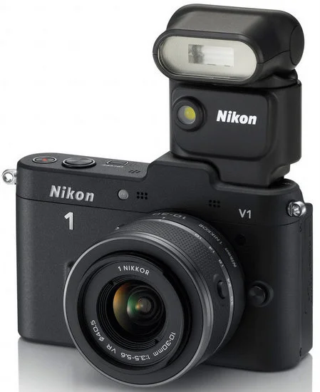 Nikon V1 with Flash