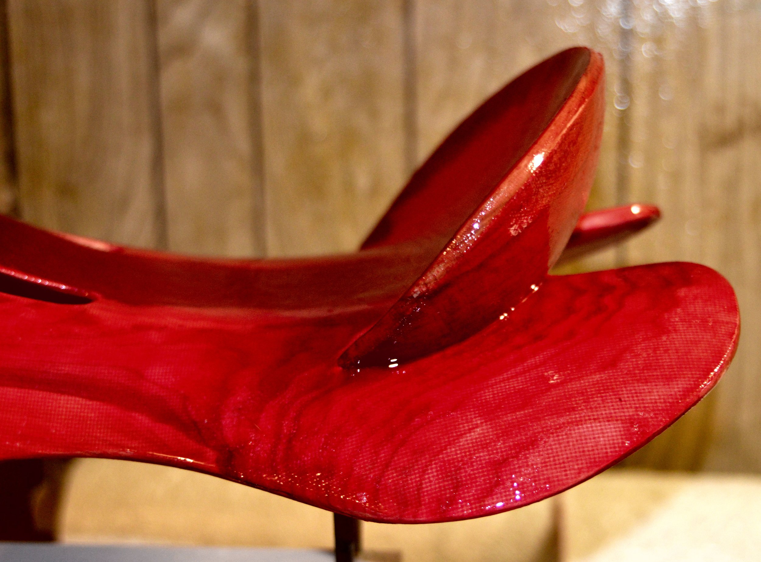 17.fiberglass 5 showing the final coat of resin how smooth it is.jpg