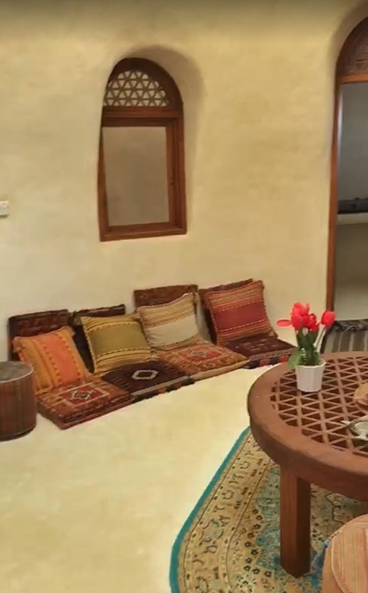 moon cocoon interior.PNG