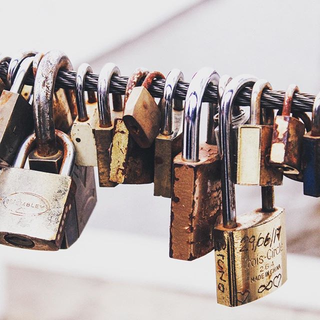 A sure sign that there's a lack of trust is when we lock things up: our belongings, our feelings, our relationships.⁣⠀
.⁣⠀
Makes sense, right? ⁉️When we aren't experiencing an environment of trust, it suddenly becomes so important to make sure what w