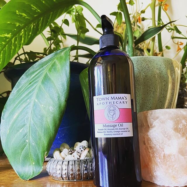 Rub some on. 💚
massage Oil
.
.
.
.
.
#love #skincare #organic #oakland #sheabutter #scented #massageoil #baobab #fresh #moisture #selflove #sustainableliving #selfcare #takecare #stayhealthy #homespa #indooractivities
