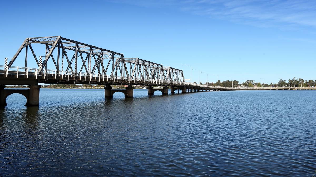 Mulwala Resort Bridge Yarrawonga