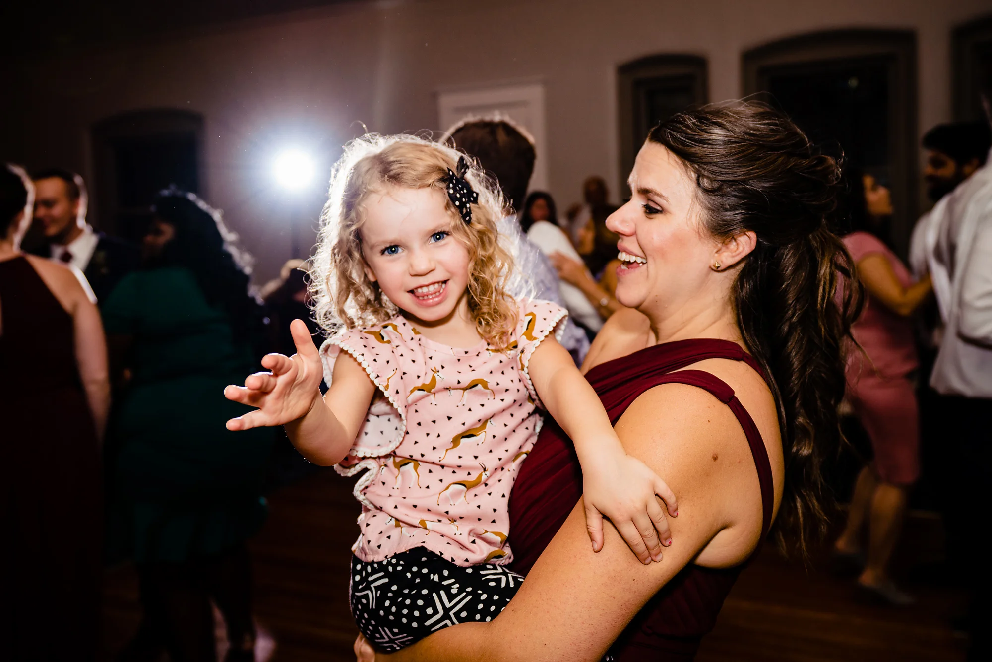 Carnegie-Hall-Newport-KY-Wedding-Photographer-8.jpg