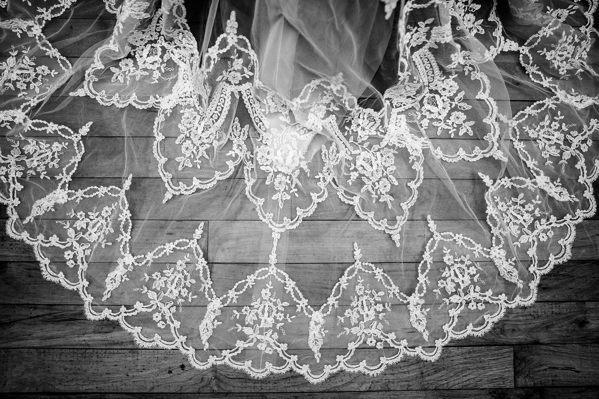 Lawrenceburg-Event-Center-Cincinnati-Wedding-Photographers-2.jpg