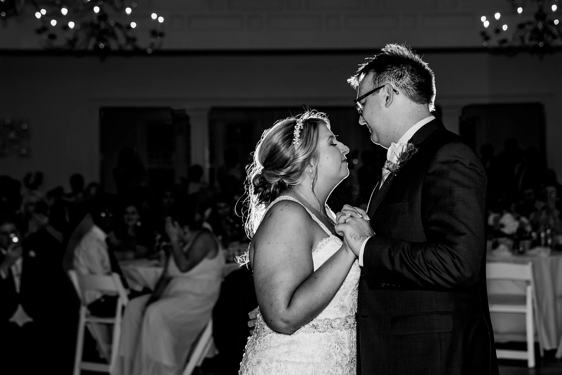 Glendale-Lyceum-Wedding-Cincinnati-Photographer-6.jpg