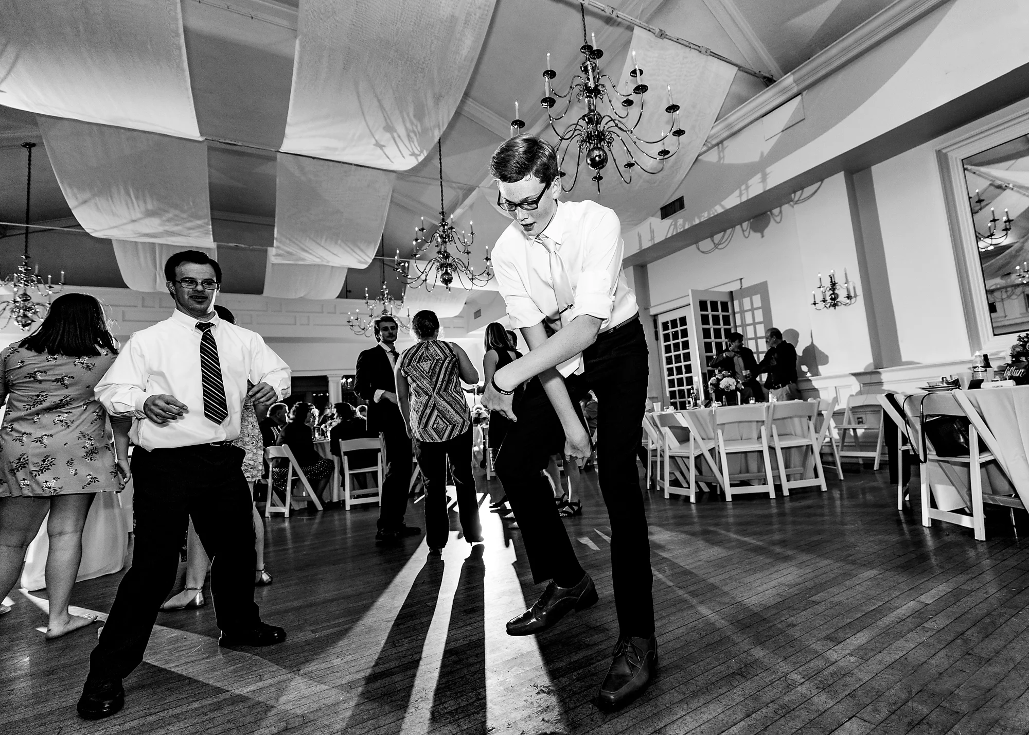 Glendale-Lyceum-Wedding-Cincinnati-Photographer-20.jpg