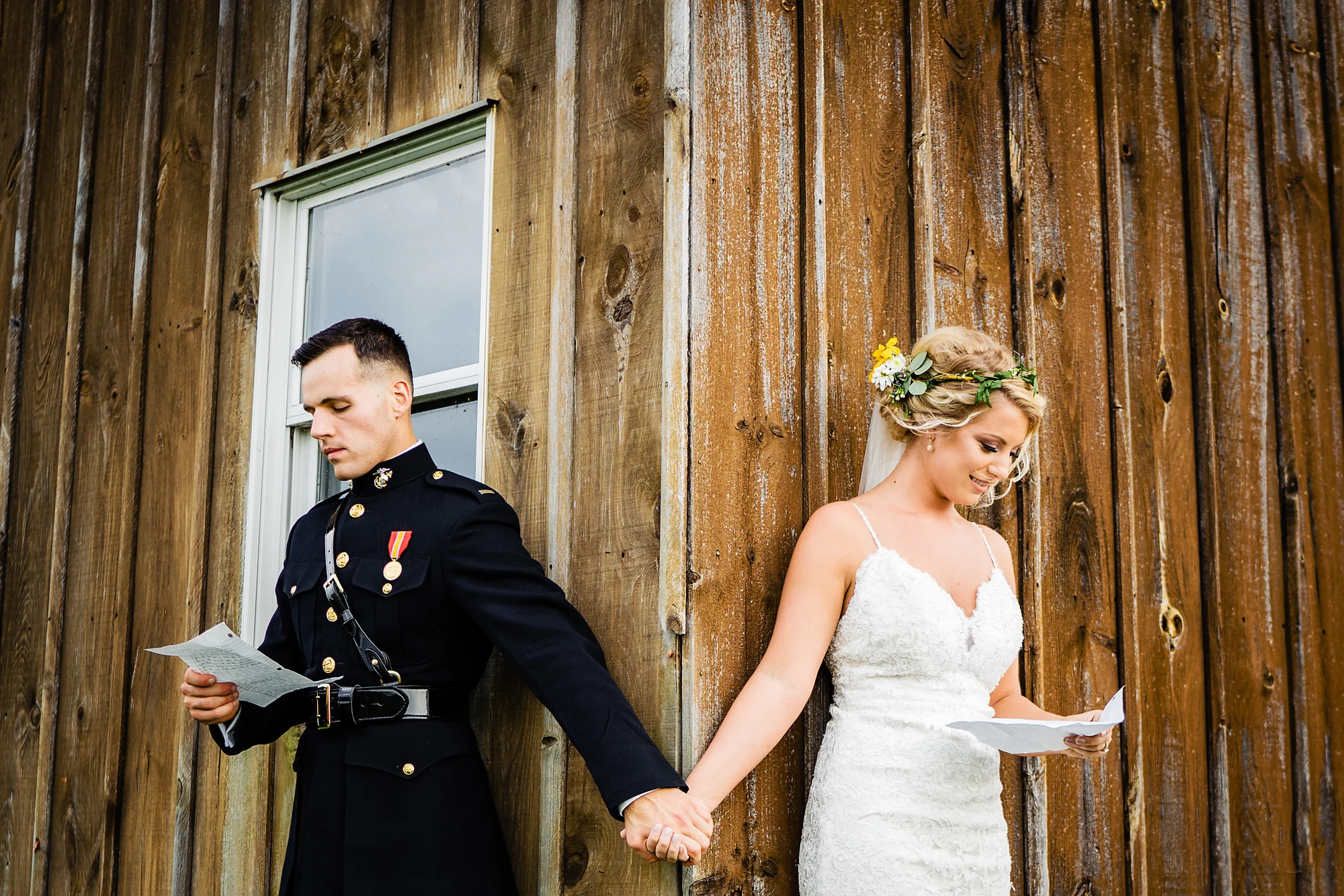 Cincinnati-Wedding-Photographers-Hughes-Center-Barn-9.jpg