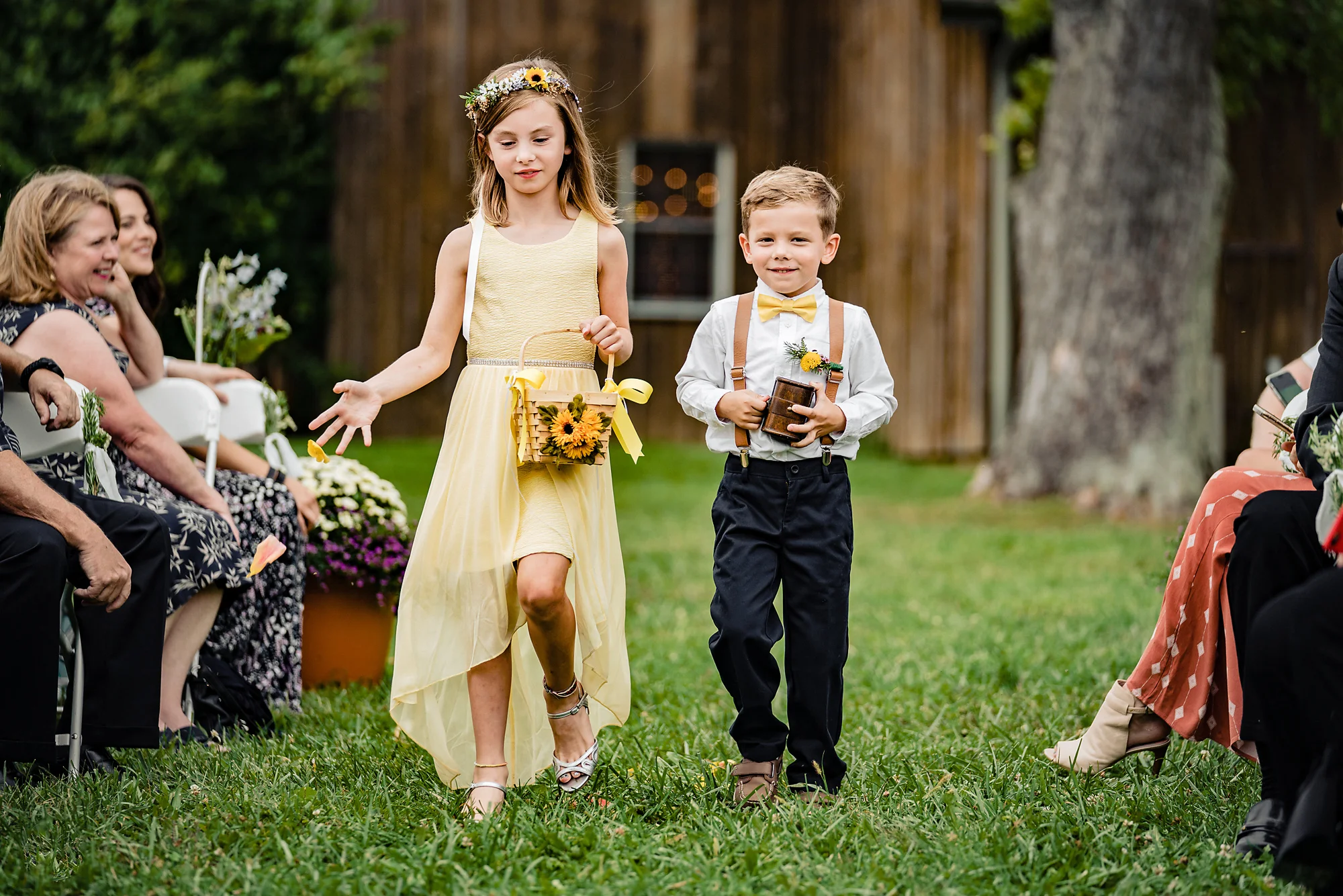 Cincinnati-Wedding-Photographers-Hughes-Center-Barn-30.jpg