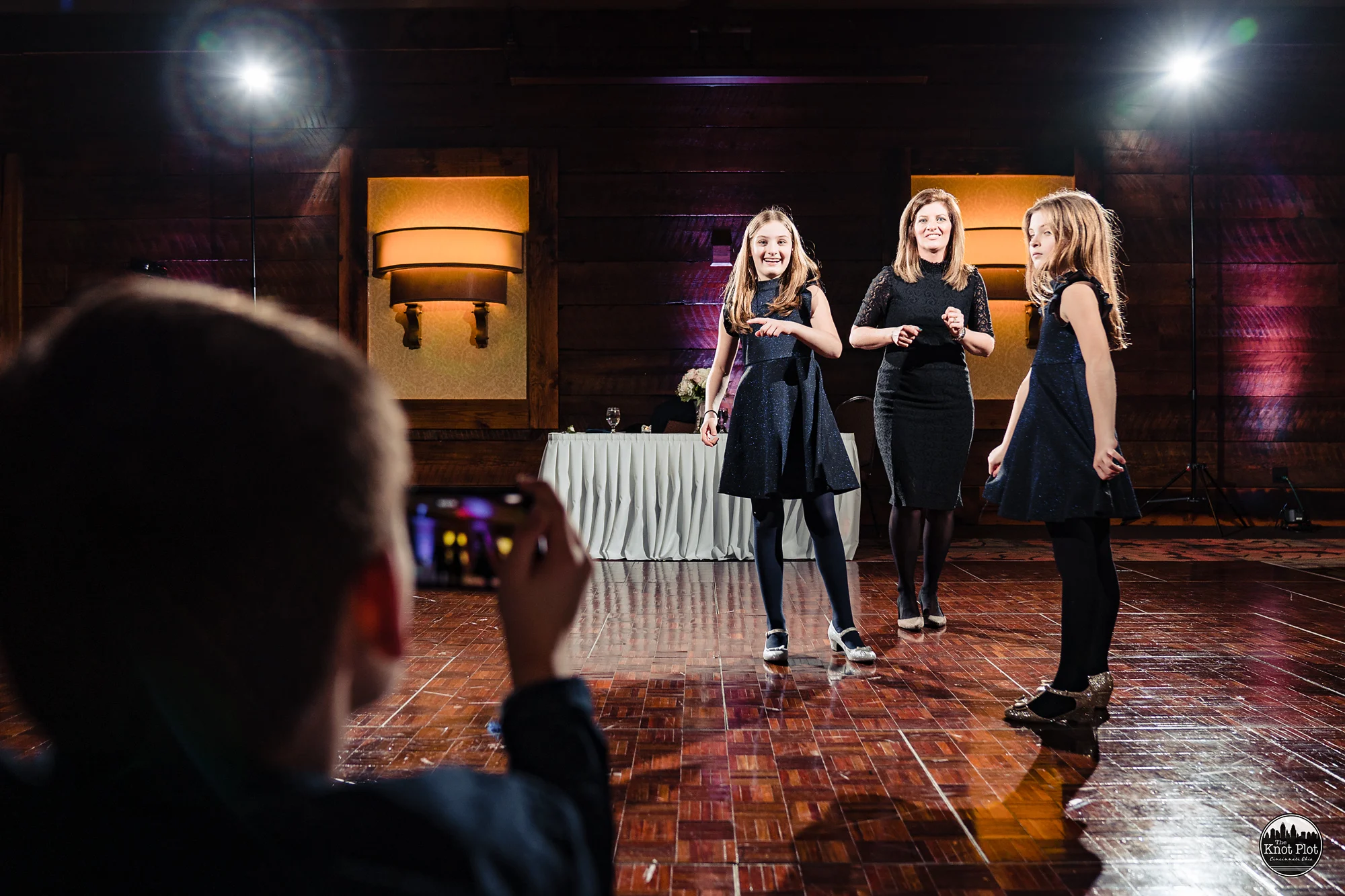 Oscar-Event-Center-Jungle-Jims-Cincinnati-Wedding-Photography-31.jpg