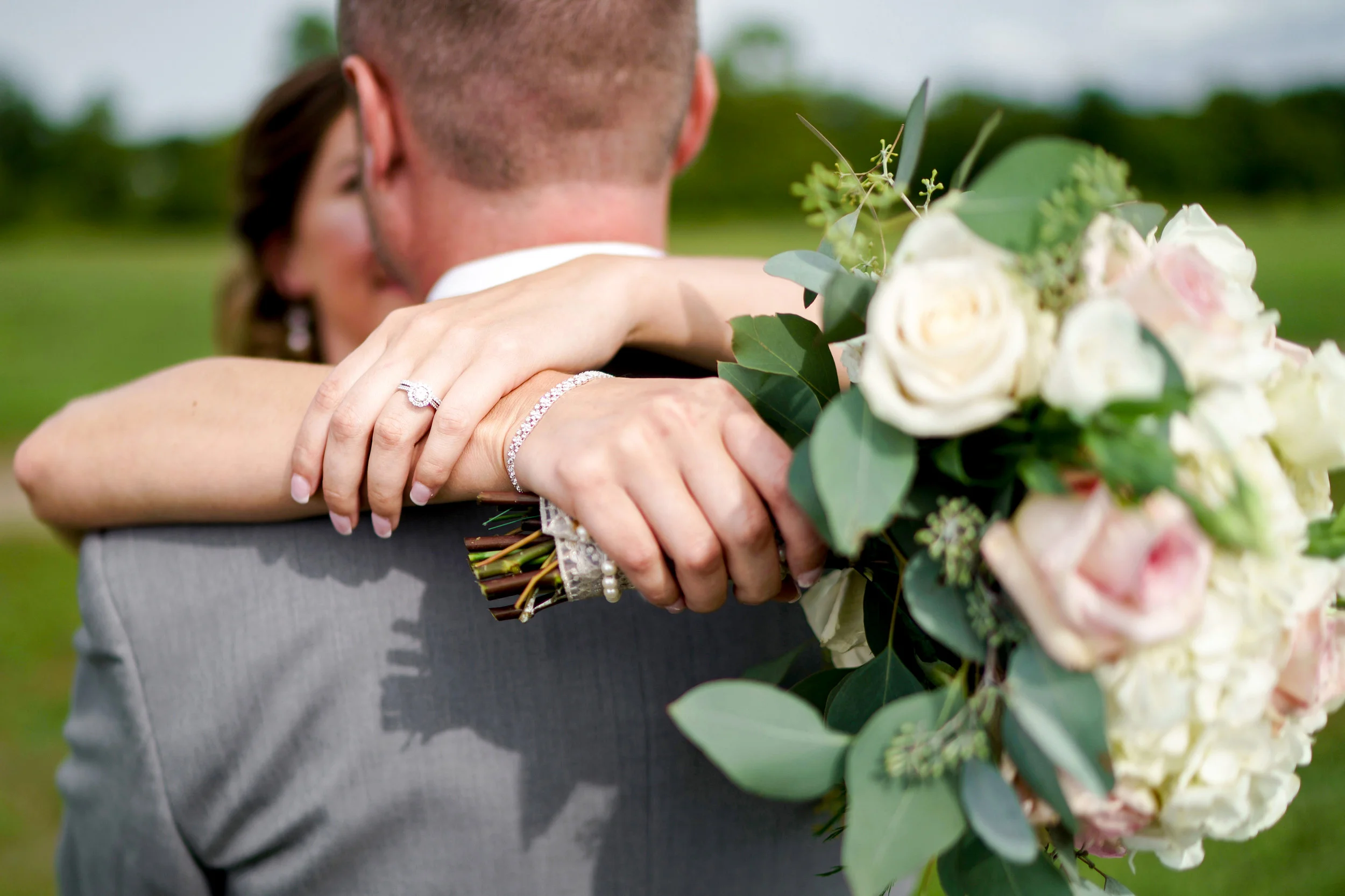 Cincinnati Wedding Photographer - Lake Lyndsay 13.jpg