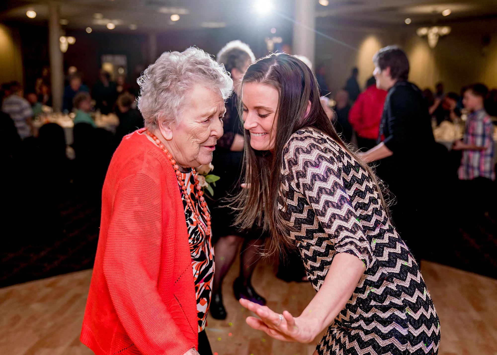 Cincinnati-Wedding-Photographer-Madison-South Event-Center-6.jpg