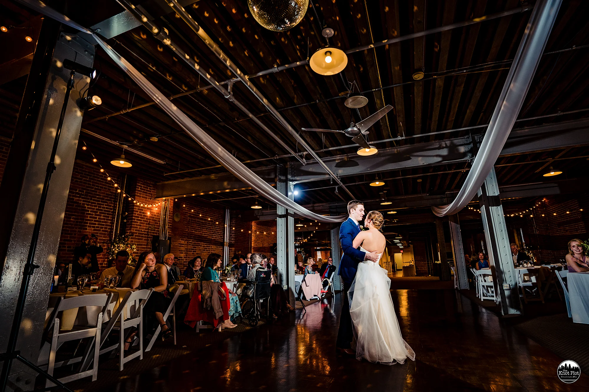 Longworth-Hall-Cincinnati-Wedding-Photography-18.jpg