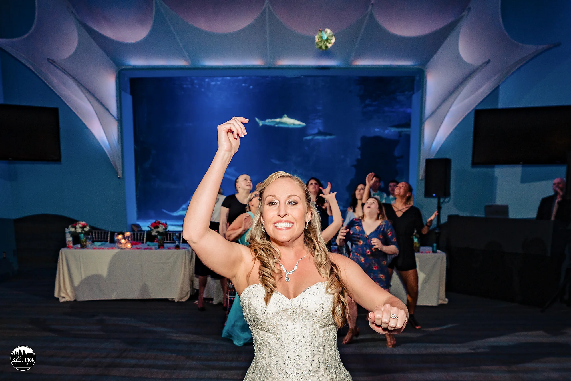 Newport-Aquarium-Wedding-Photos-24.jpg