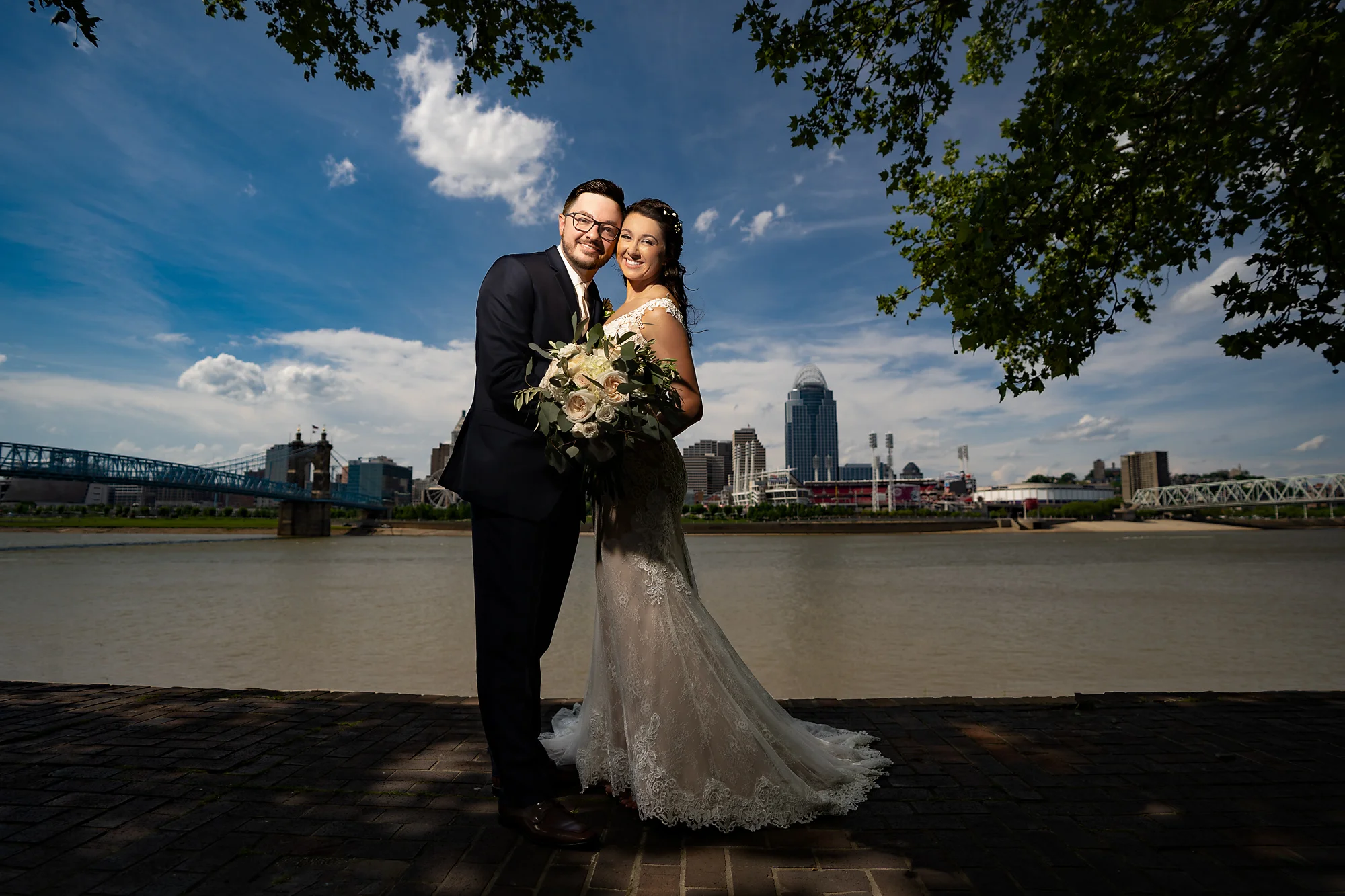 Embassy-Suites-Rivercenter-Wedding-Photography-12.jpg