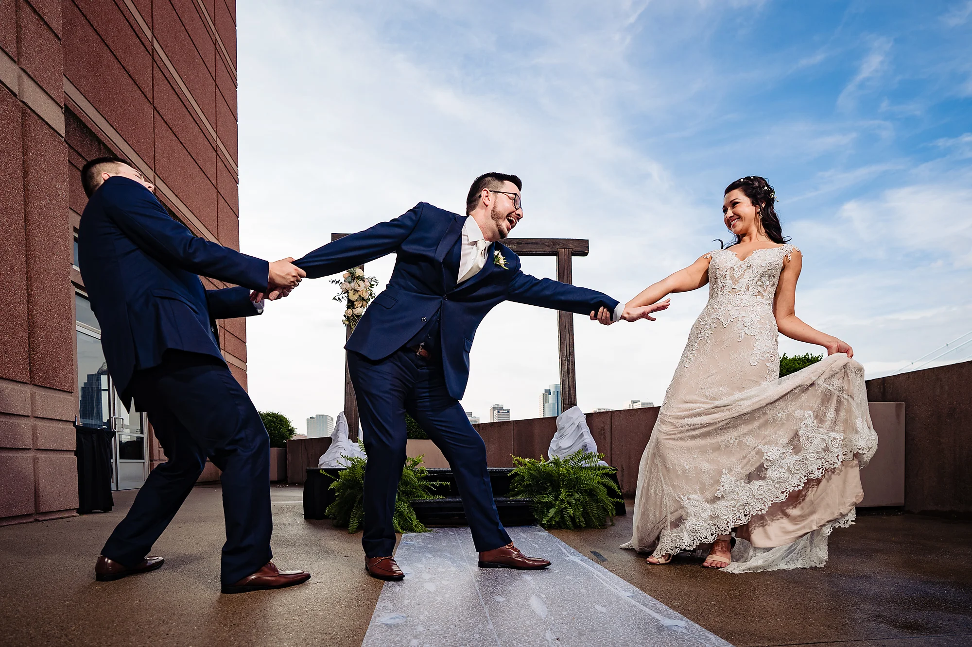 Embassy-Suites-Rivercenter-Wedding-Photography-26.jpg