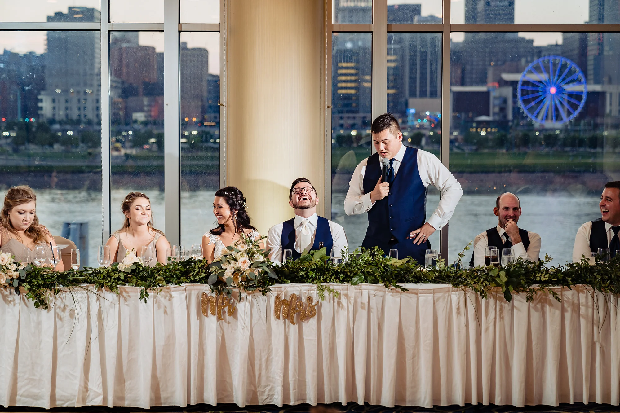 Embassy-Suites-Rivercenter-Wedding-Photography-32.jpg