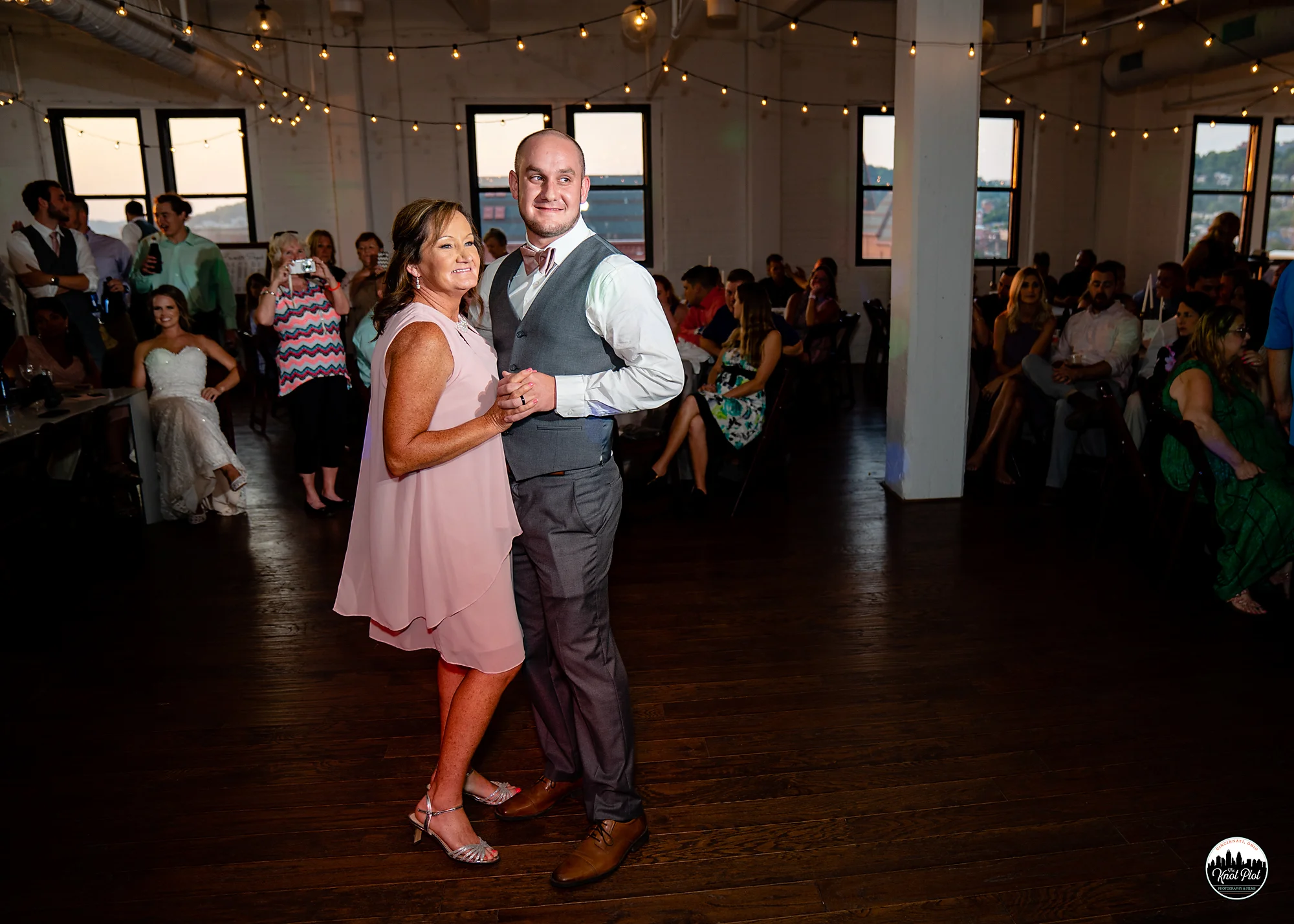 Strietmann-Penthaus-OTR-Cincinnati-Wedding-Photography-27.jpg