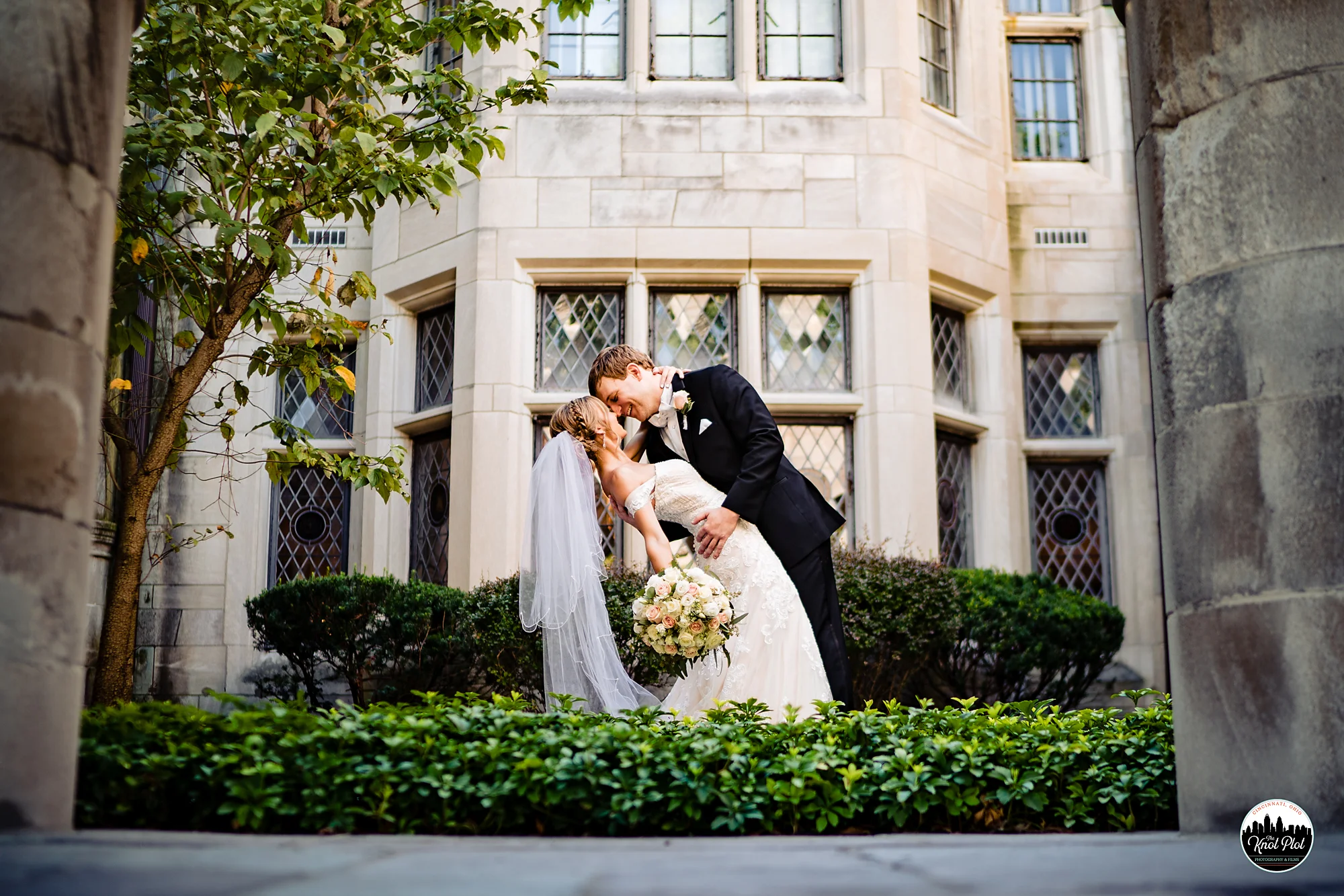 Hyde-Park-United-Methodist-Church-Cincinnati-Wedding-Photography-23.jpg