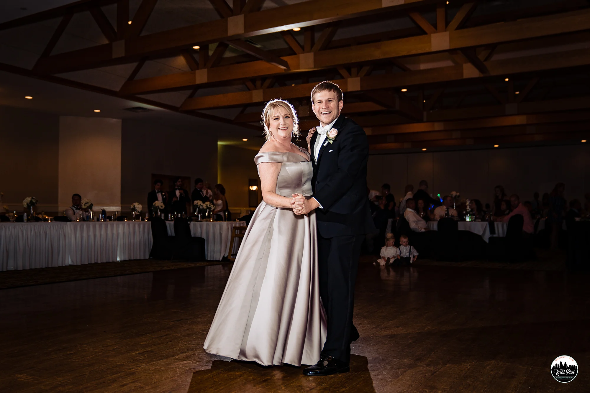 Hyde-Park-United-Methodist-Church-Cincinnati-Wedding-Photography-36.jpg