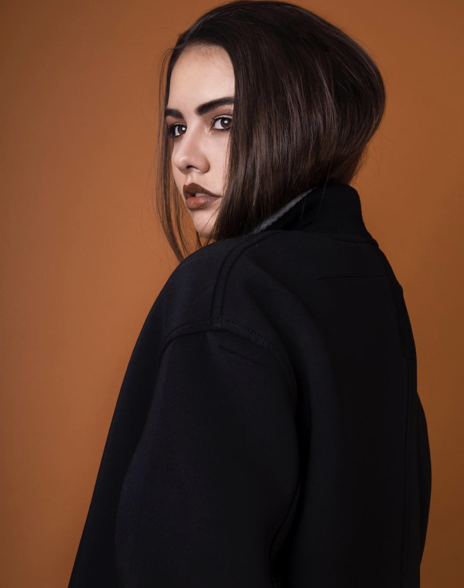  Producción: LIFESTYLE KIKI  PH: Dayoco Estudio  Makeup &amp; Hair: Sofía Alcocer  Modelo: Antonella Becdach  Styling by us 