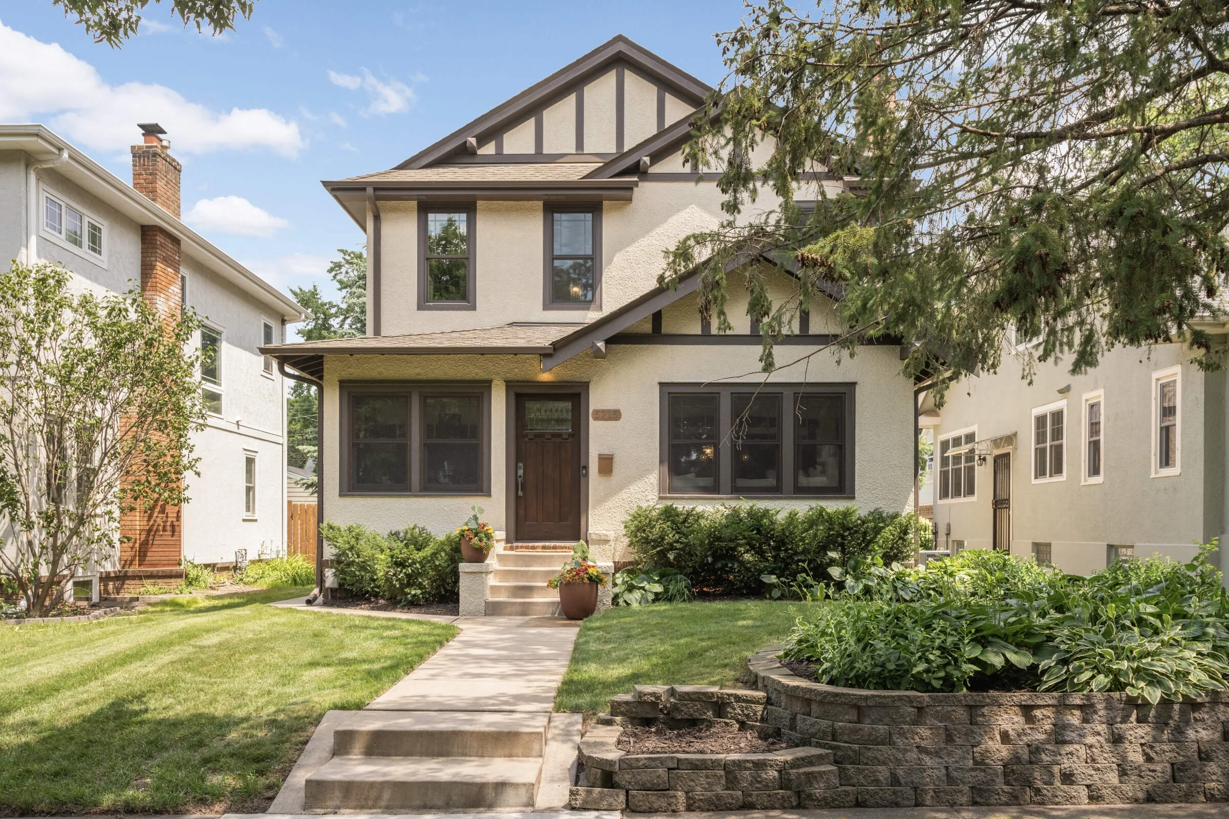 5215 Zenith Avenue South, Minneapolis
