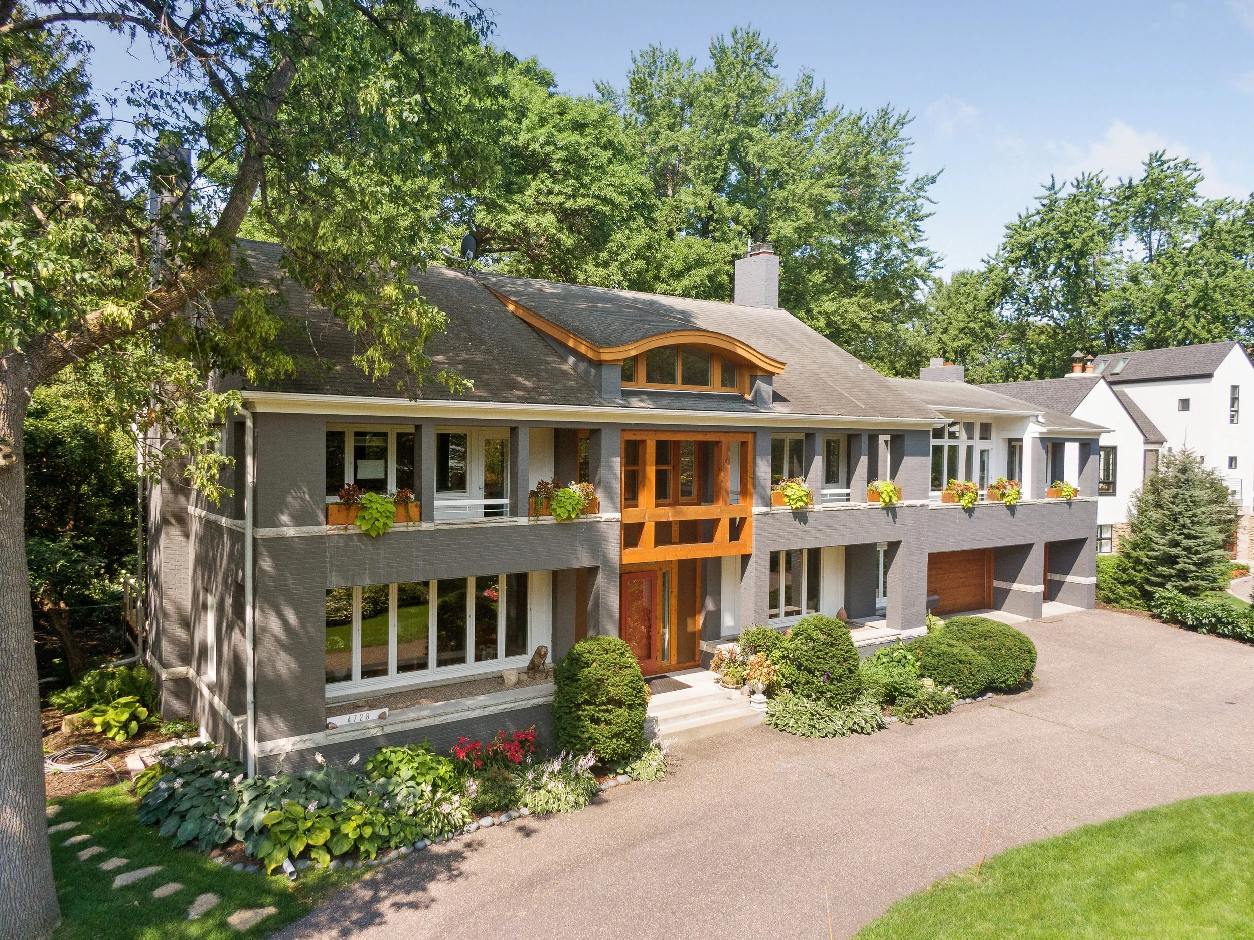 4728 West Lake Harriet Parkway, Minneapolis