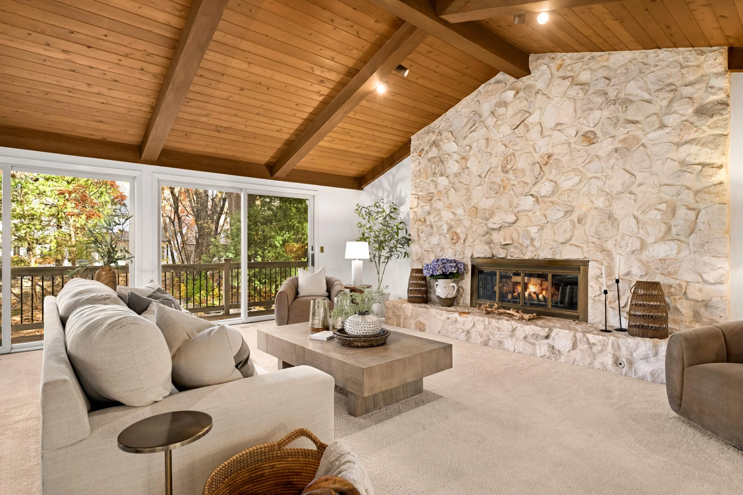 6212 Saint Albans Circle, Edina