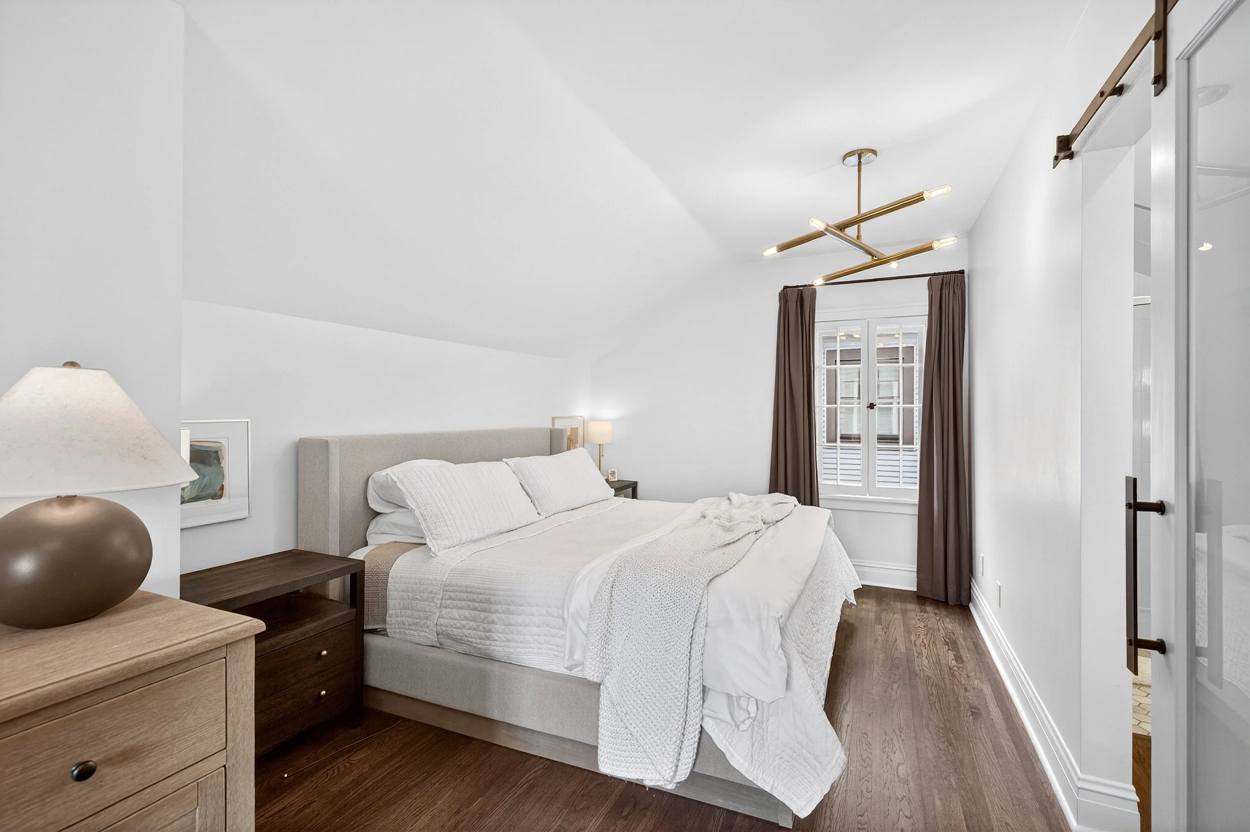 Bedroom Primary 2.jpg