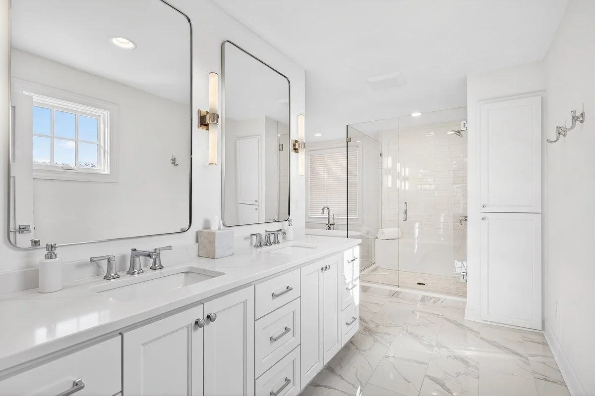 067_primary_bathroom_1_107.jpg
