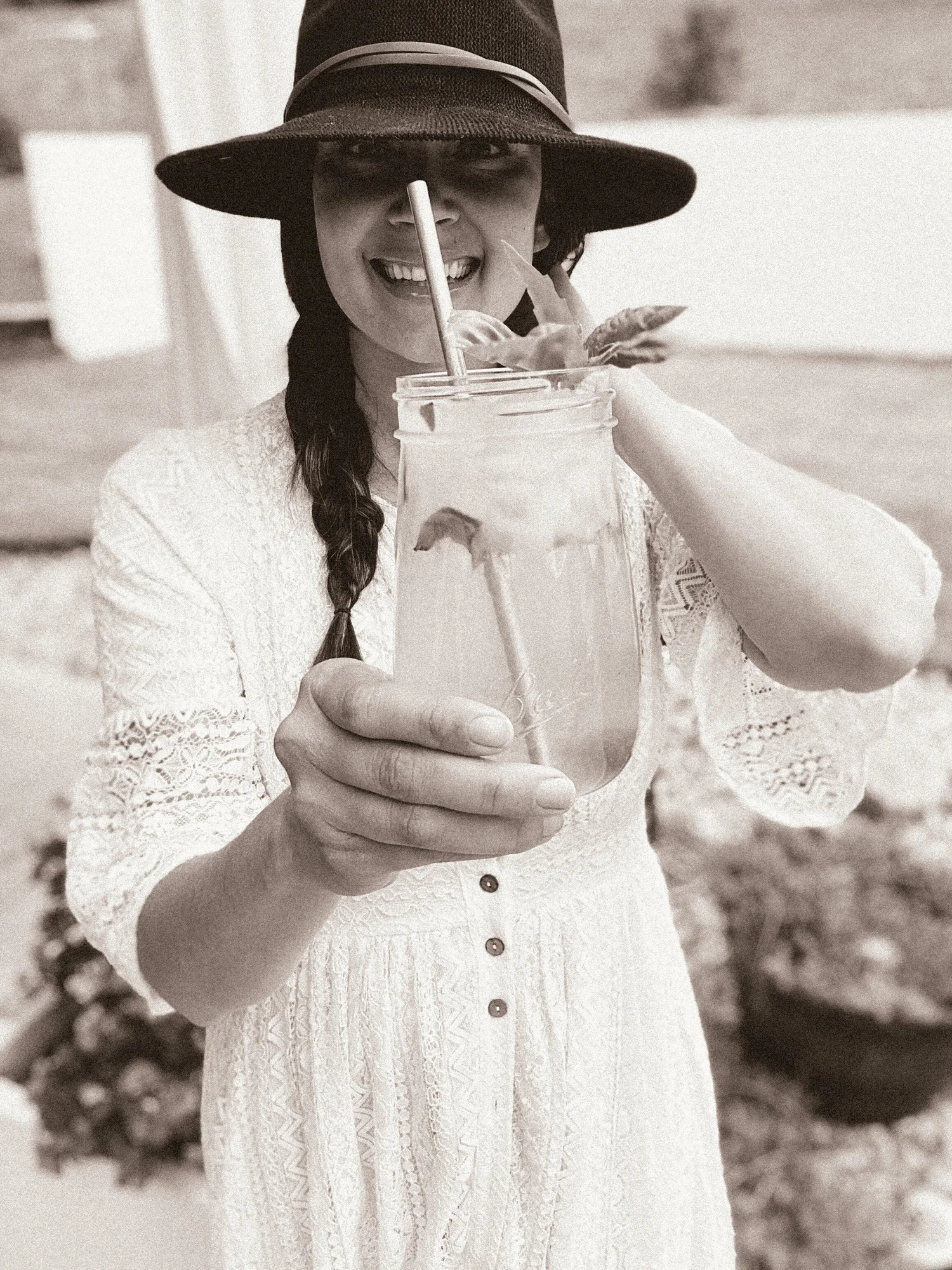Springtime lemonade with Ball ® Canning