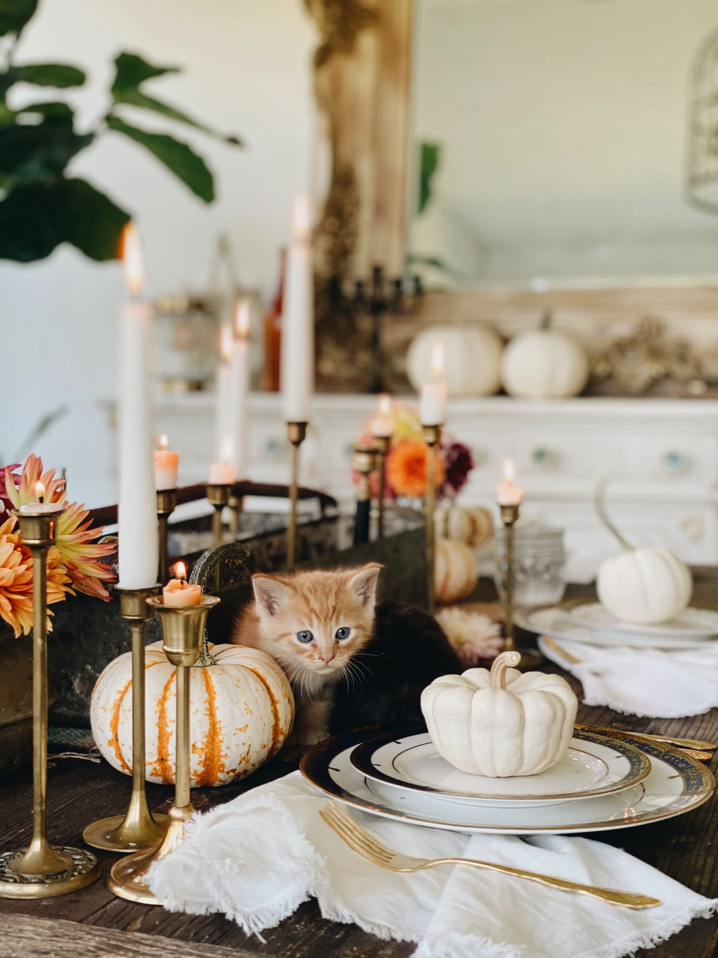 Vintage Fall Table Decor