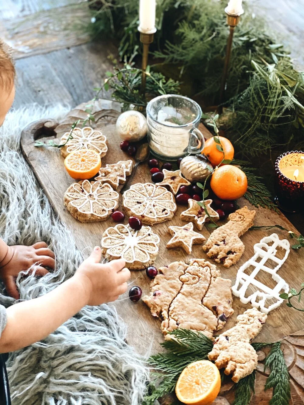 10 Festive activity ideas for the holidays that include the whole family