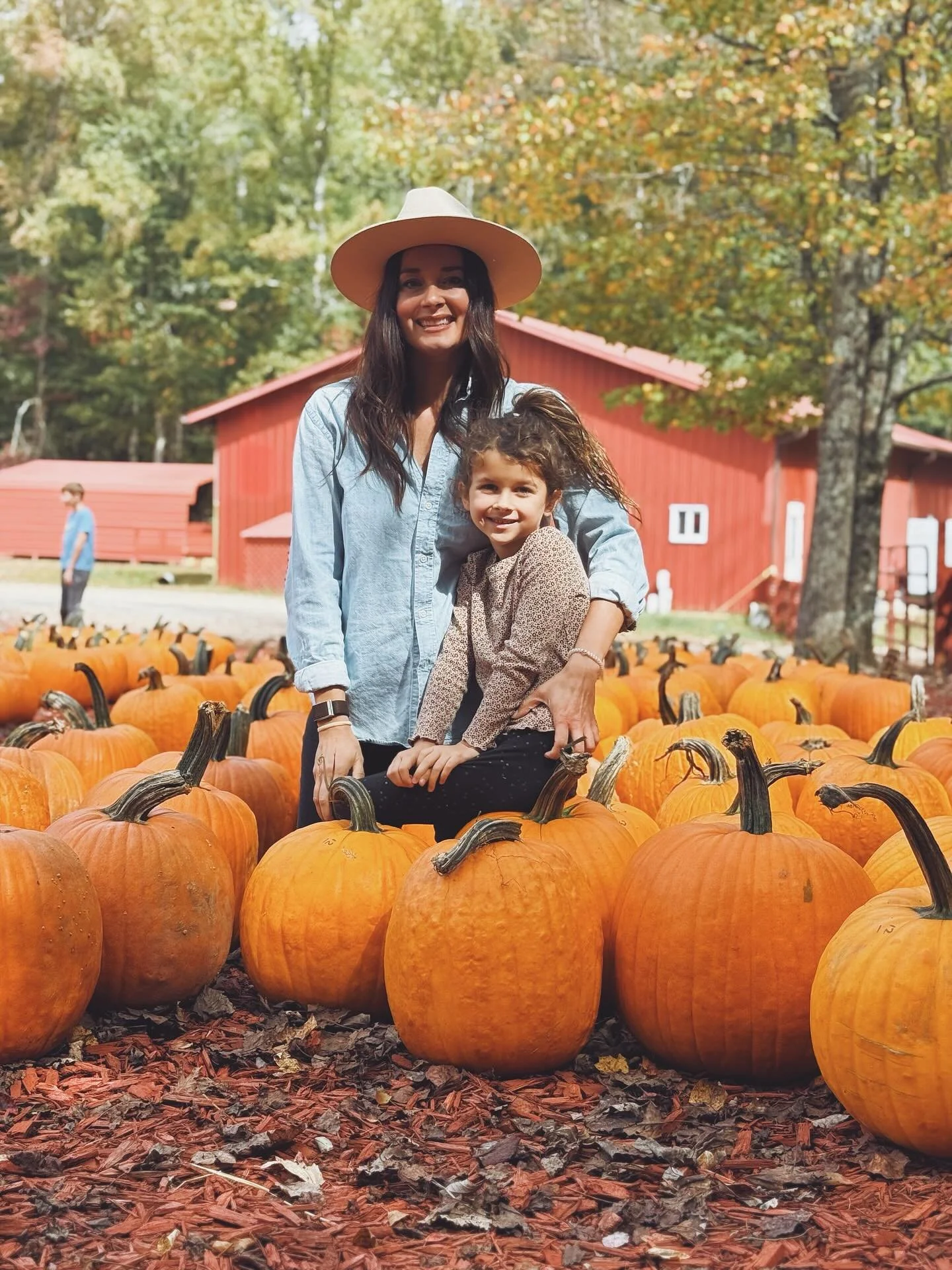 Ahh the pumpkin patch! Here in Georgia Burts Pumpkin Farm is always the favorite! Scroll to take a trip down memory lane. 

Good times are always had there❤️ 🎃