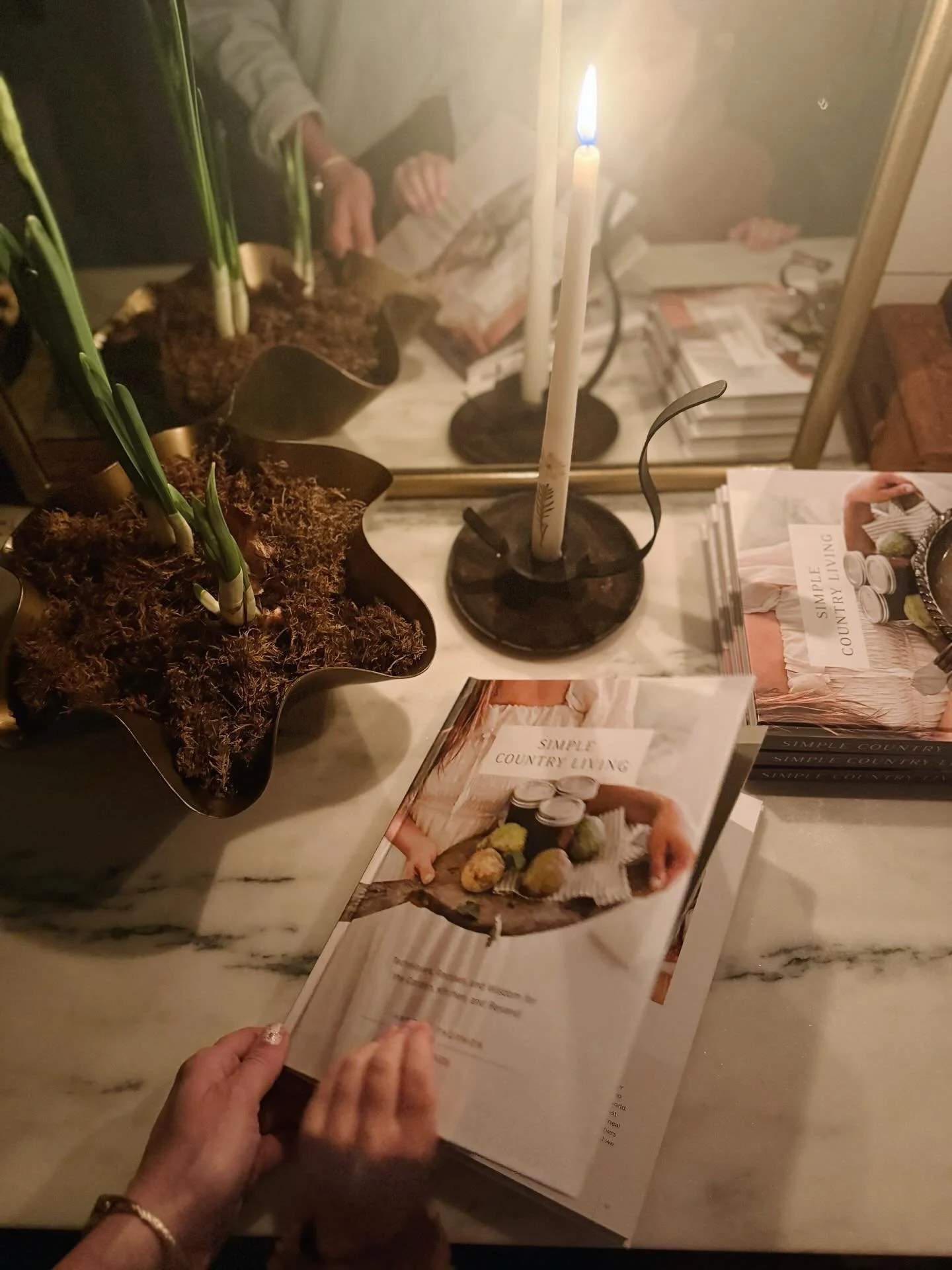 This season calls for foundations, not reinvention.
Simple Country Living is a return to rhythm, care, and the practices that quietly sustain a full life.

It&rsquo;s a fitting gift for this time of year, or a reminder to tend your own foundations.

