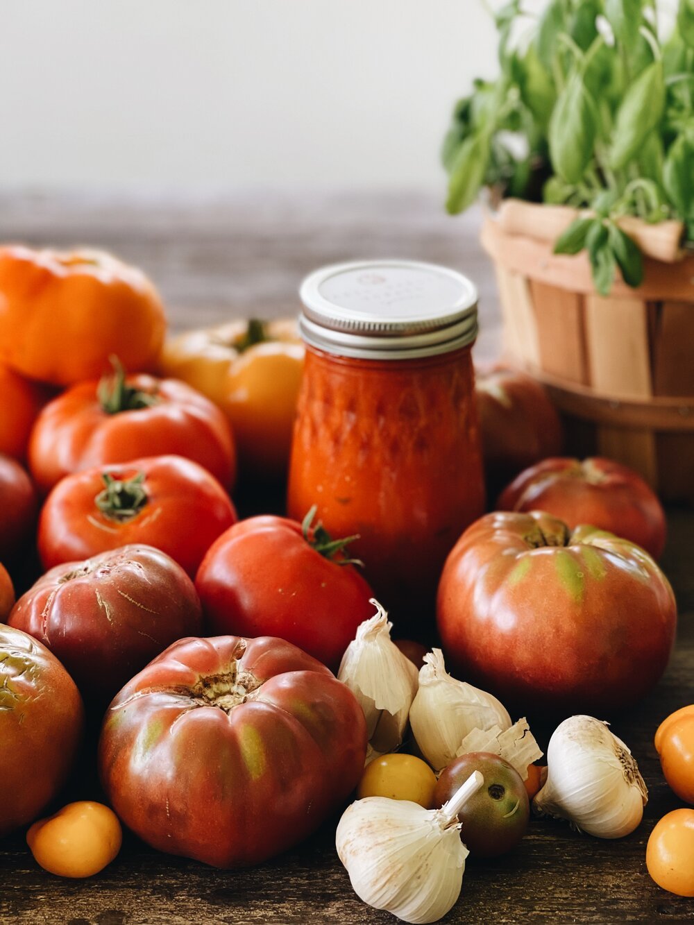 Determinate Vs Indeterminate Tomatoes Azure Farm