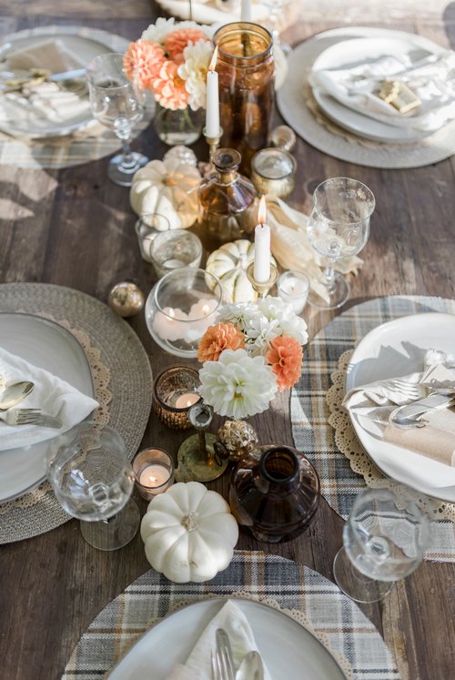 Easy Thanksgiving Table Decor - Azure Farm