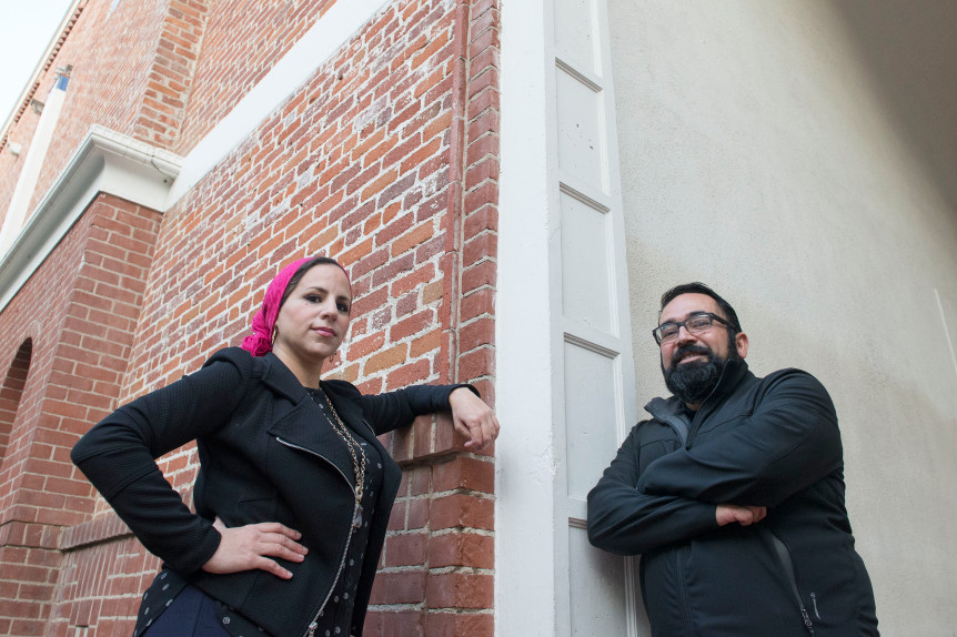                  Rida Hamida and Benjamin Vazquez bring halal tacos, cultural mingling, to mosques  