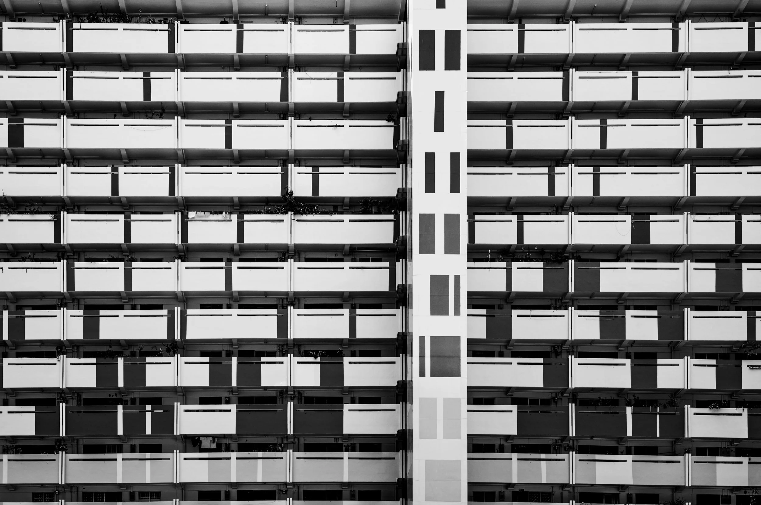 5 minutes with the leica m11 at Tanjong pagar plaza
