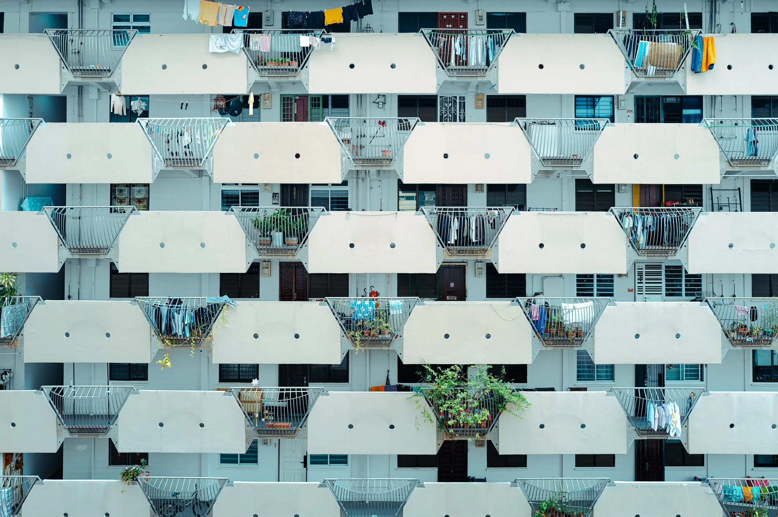Saturday PM, Apartment Coffee