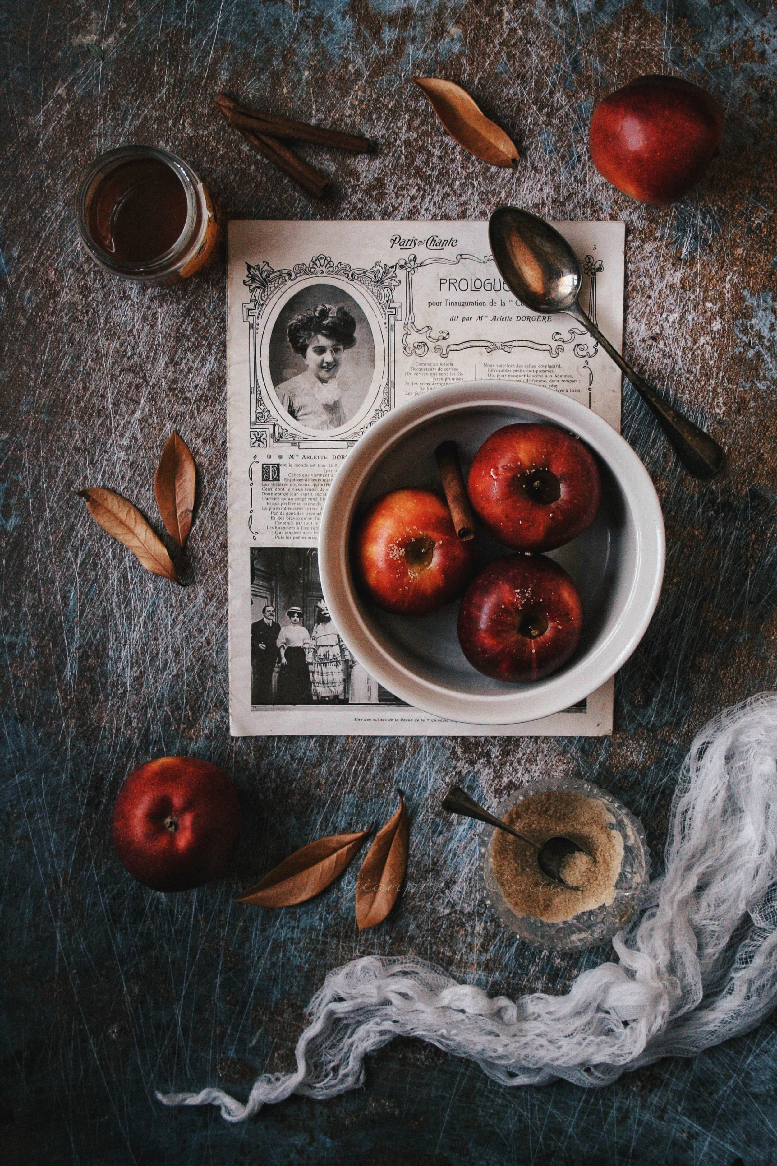 Apples and Vintage props