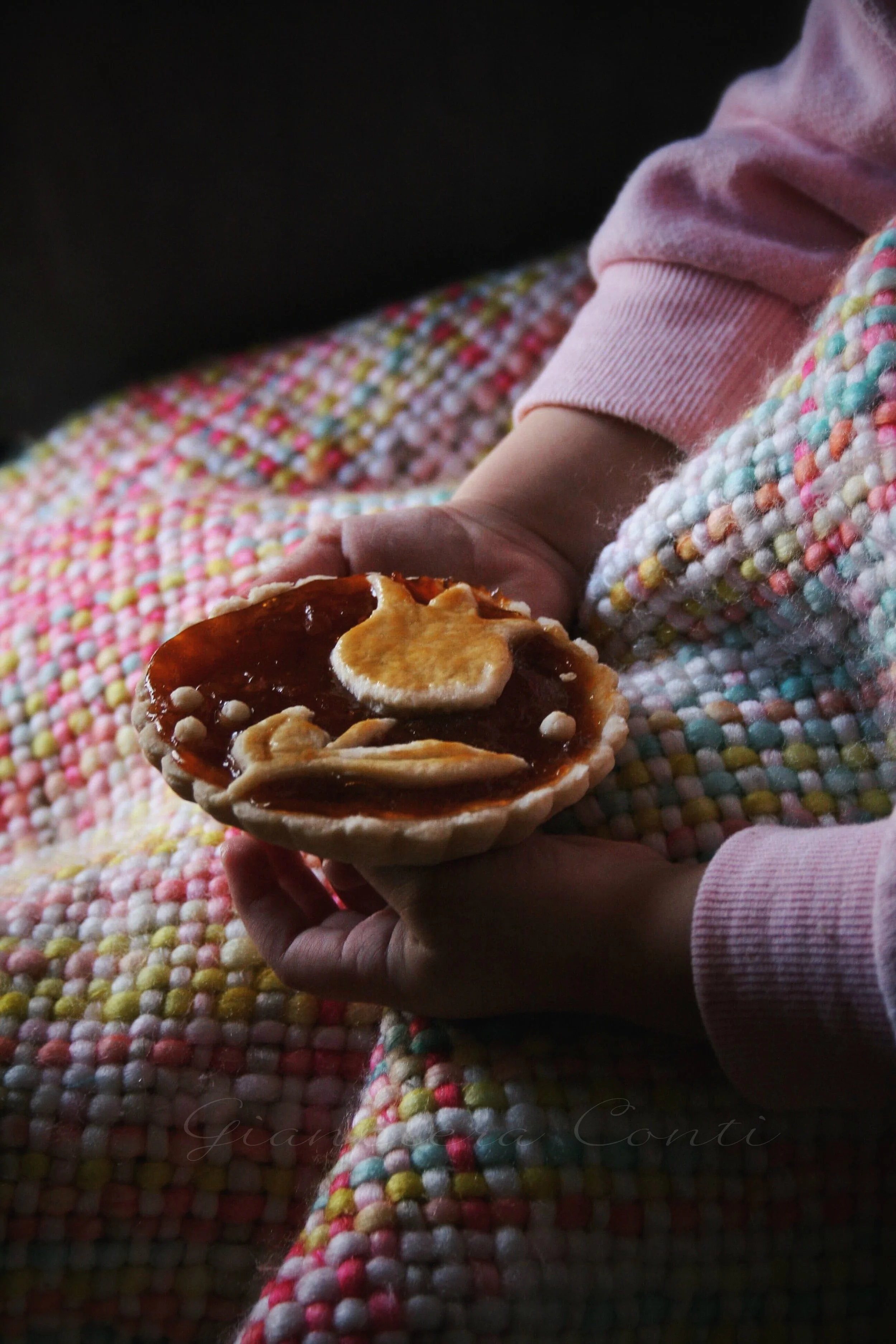 Emma and the little tulip pie