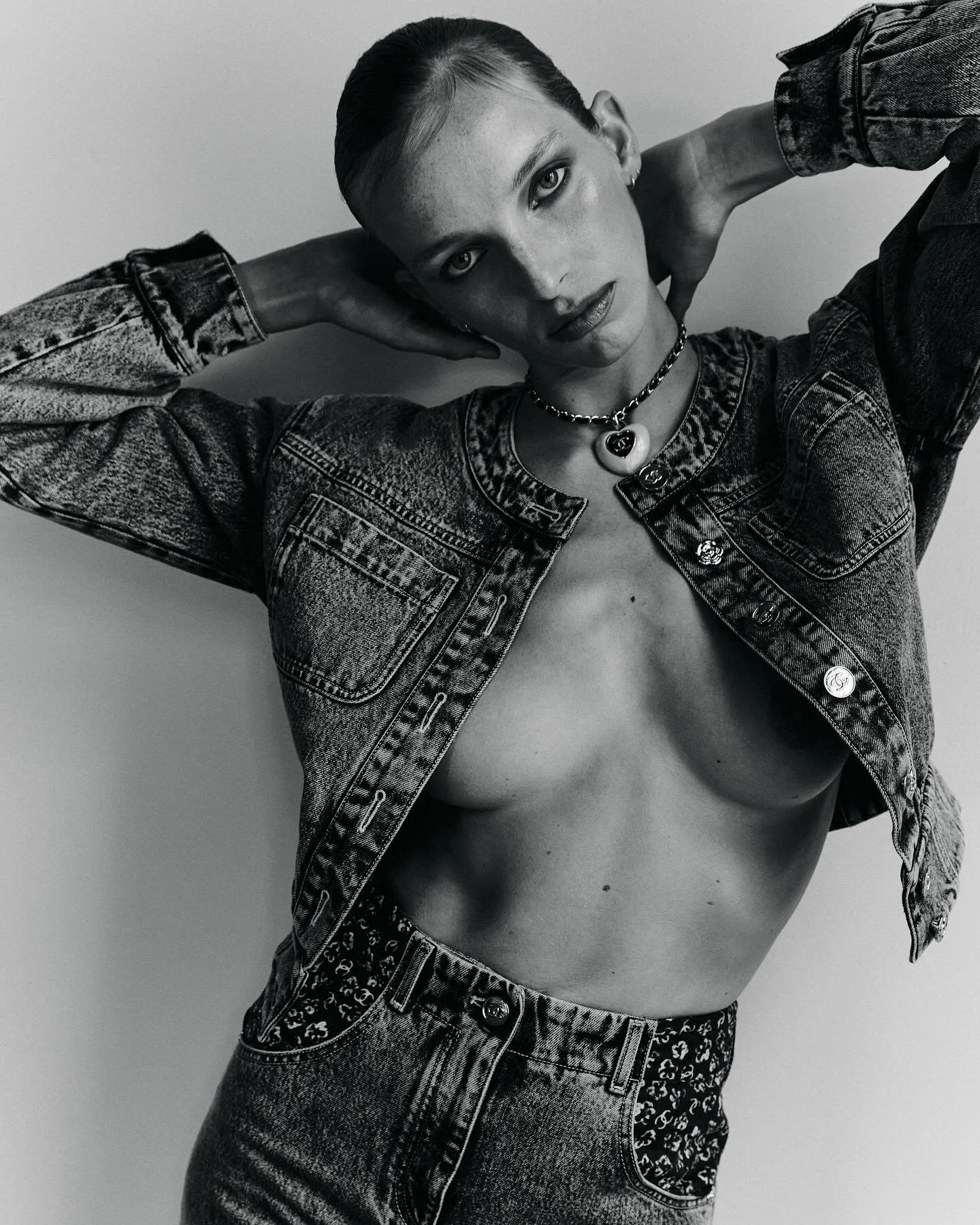 I have mad respect and admiration for @fauvebouwman &amp; @mishakratina! 
They made @velvetpagesmag happen from a dream, to a concept and now into this gorgeous print issue. I love dreamers who are do-ers! I am inspired and very honored to style thei