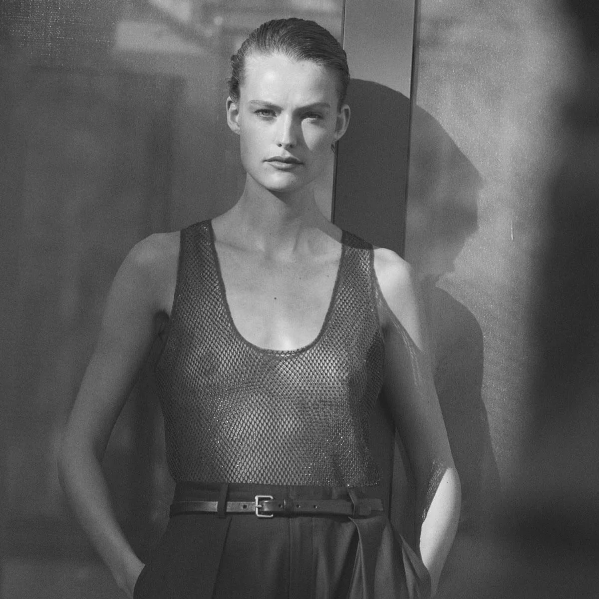 The gorgeous @saravdhoek, shot by @davidcohendelara, amazing hair and make up by @annakleimenova.makeupartist and styled by yours truly ✨ she is wearing a stunning look by @studio__nk ..
I love it when a puzzle comes together, create and be with awes