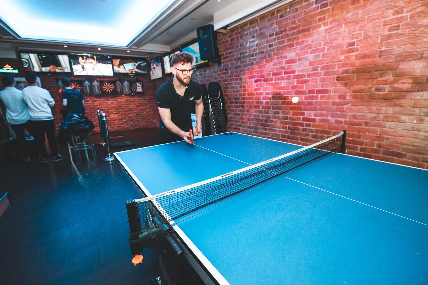 Sharkeys_Sports_Bar_Bournemouth_Live_Sports_Poole_Snooker_Table_Tennis_VIP_Rooms_Consoles-4.jpg