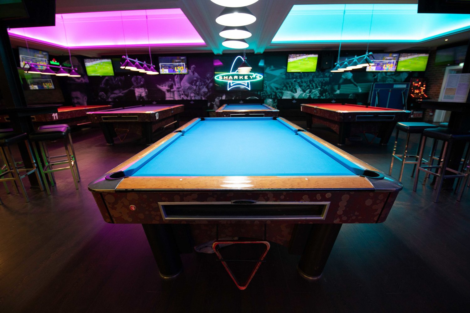 Sharkeys_Sports_Bar_Bournemouth_Live_Sports_Poole_Snooker_Table_Tennis_VIP_Rooms_Consoles-8.jpg