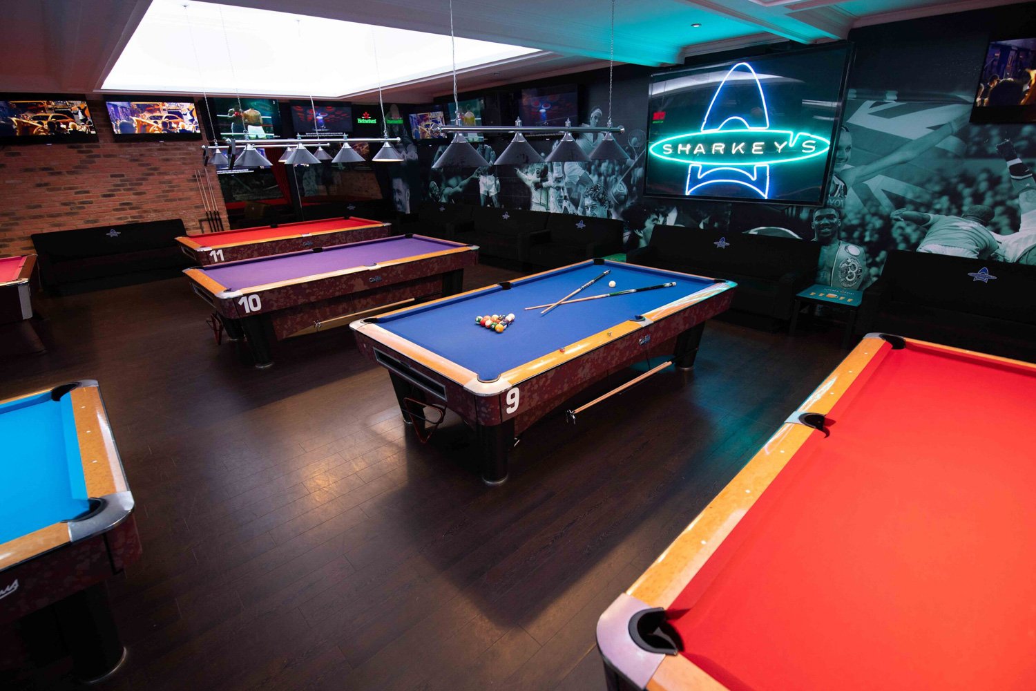 Sharkeys_Sports_Bar_Bournemouth_Live_Sports_Poole_Snooker_Table_Tennis_VIP_Rooms_Consoles-18.jpg